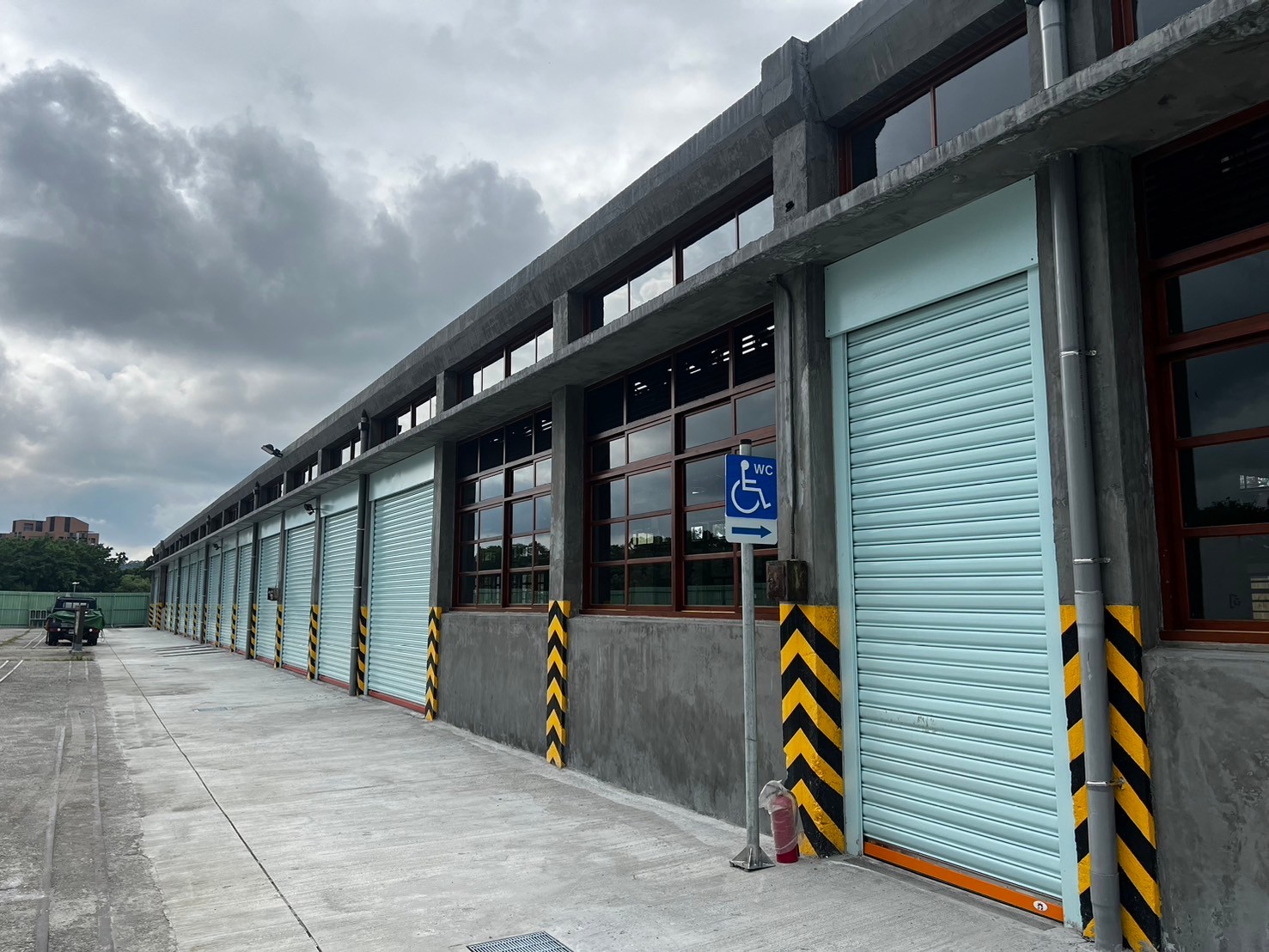 鋁合金快速捲門-金山日光牌